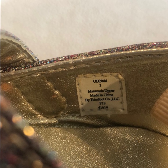 Baby Girl Shoes - Picture 3 of 3